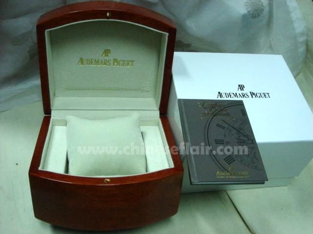 Replica Audemars Piguet Polished Wooden Red Watch Box